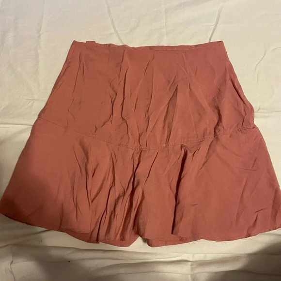Zara Skirt - Picture 2 of 2